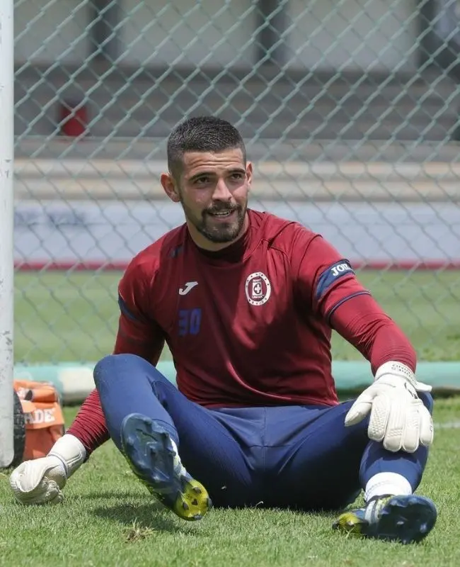 Andrés Gudiño tuvo una buena participación en la Copa GNP que se desarrolló en la cancha de C.U. Foto: Instagram Cruz Azul.