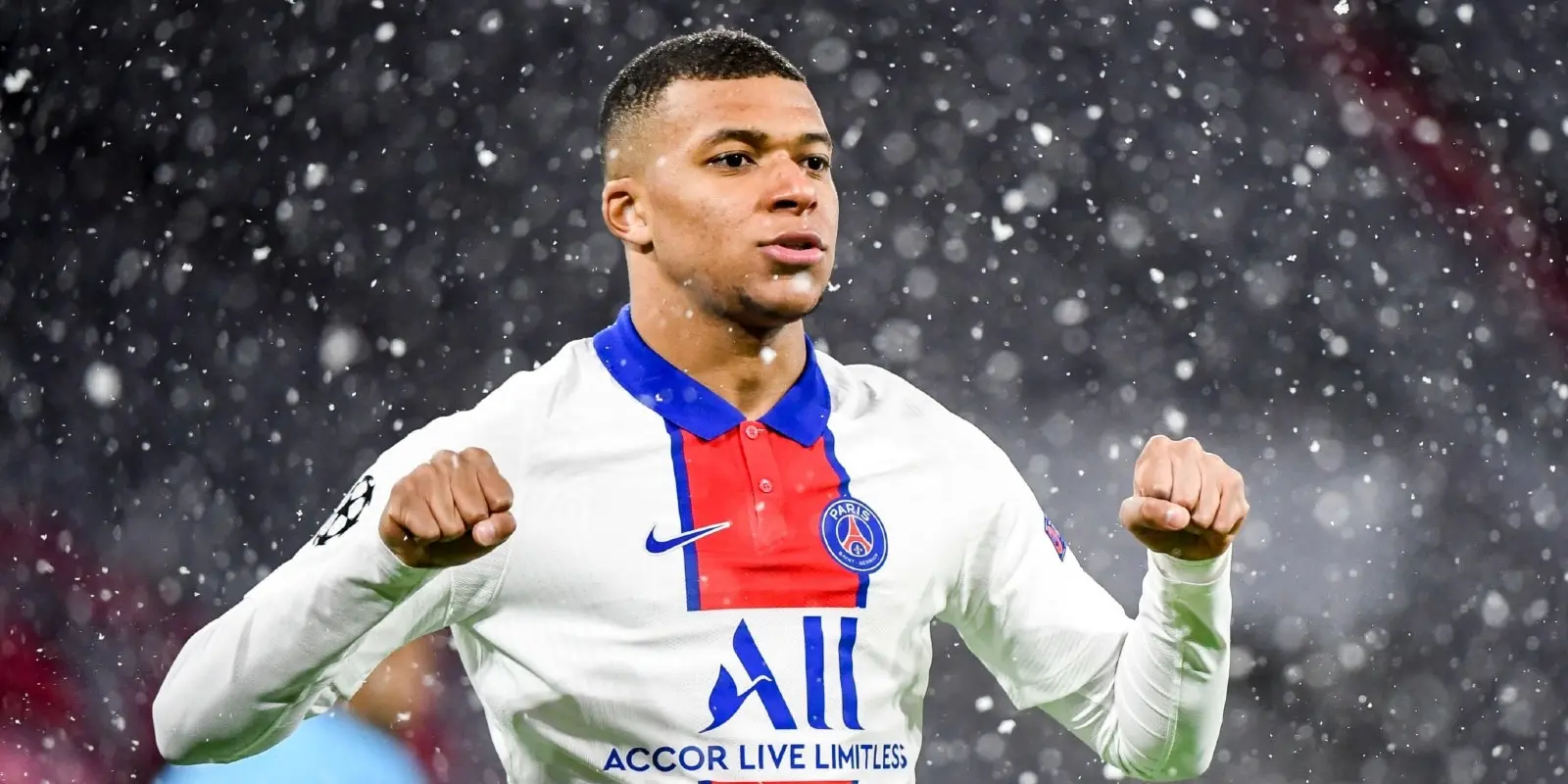 Mbappé celebra un gol con el PSG - @ <span class=