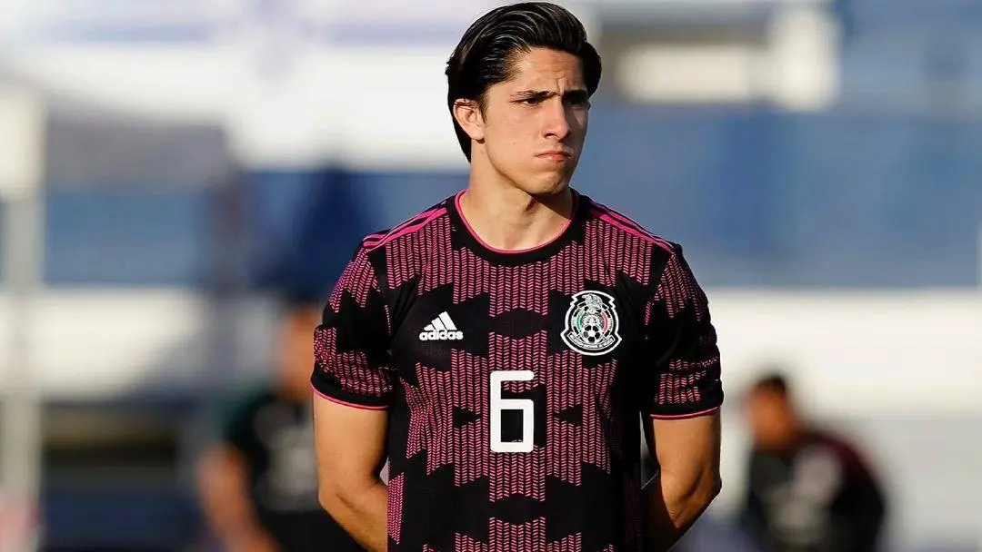 Cervantes con Selección Mexicana - @alancervantes10