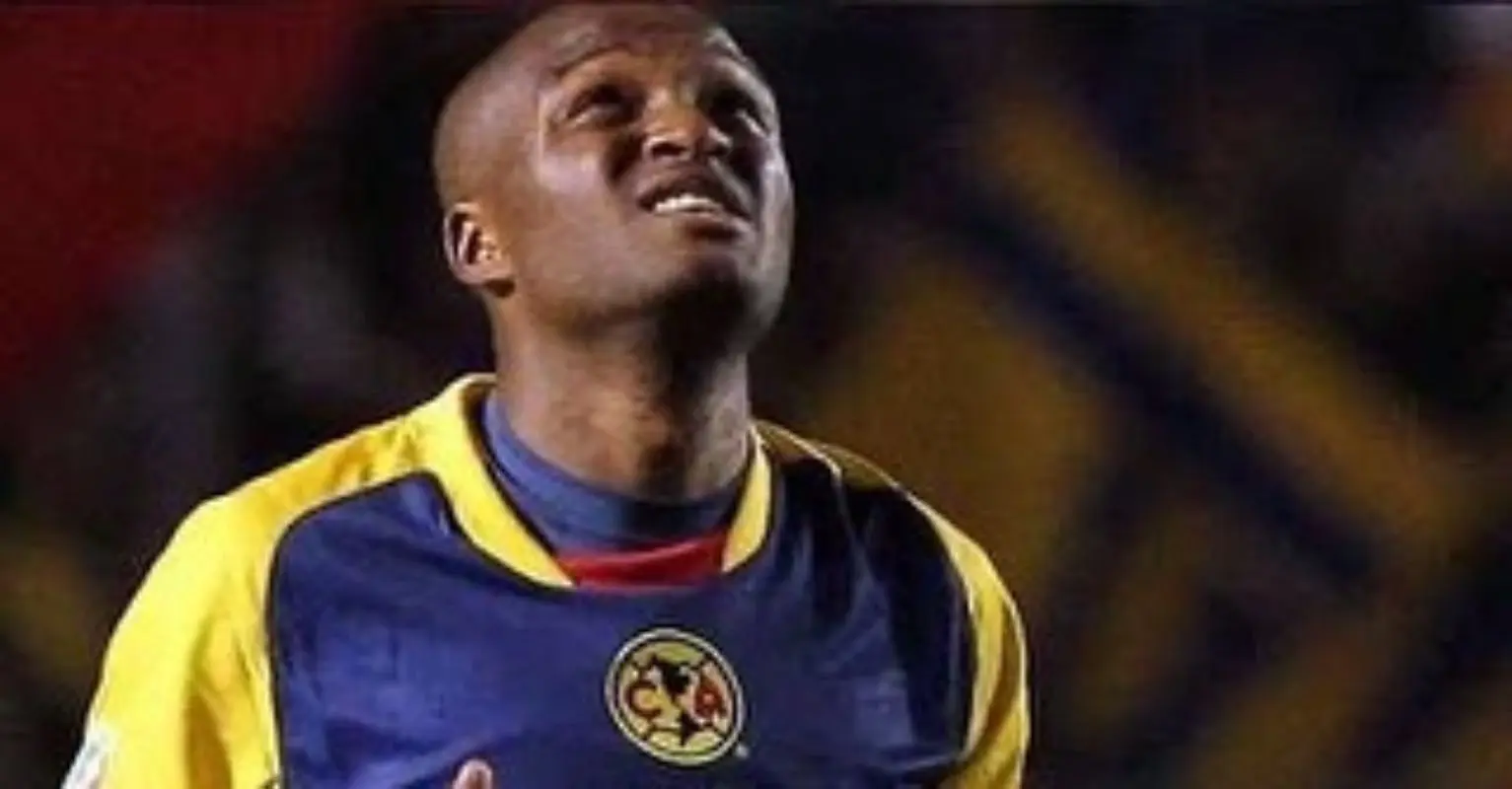 La casa del exJjugador del América también fue saqueada por ladrones en 2015. Foto: Instagram Aquivaldo Mosquera.