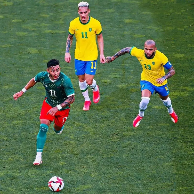 El delantero ayudó a México para conseguir el bronce olímpico. Foto: Instagram Alexis Vega.