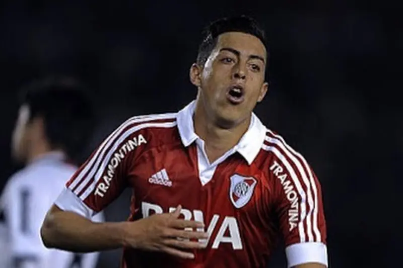 Rogelio Funes Mori con River Plate - Instagram @rogeliofm9