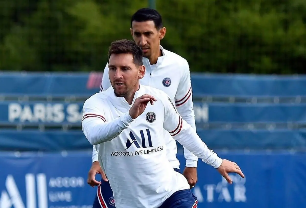 El futbolista argentino se ha adaptado muy bien a los trabajos del París. Foto: Instagram PSG.