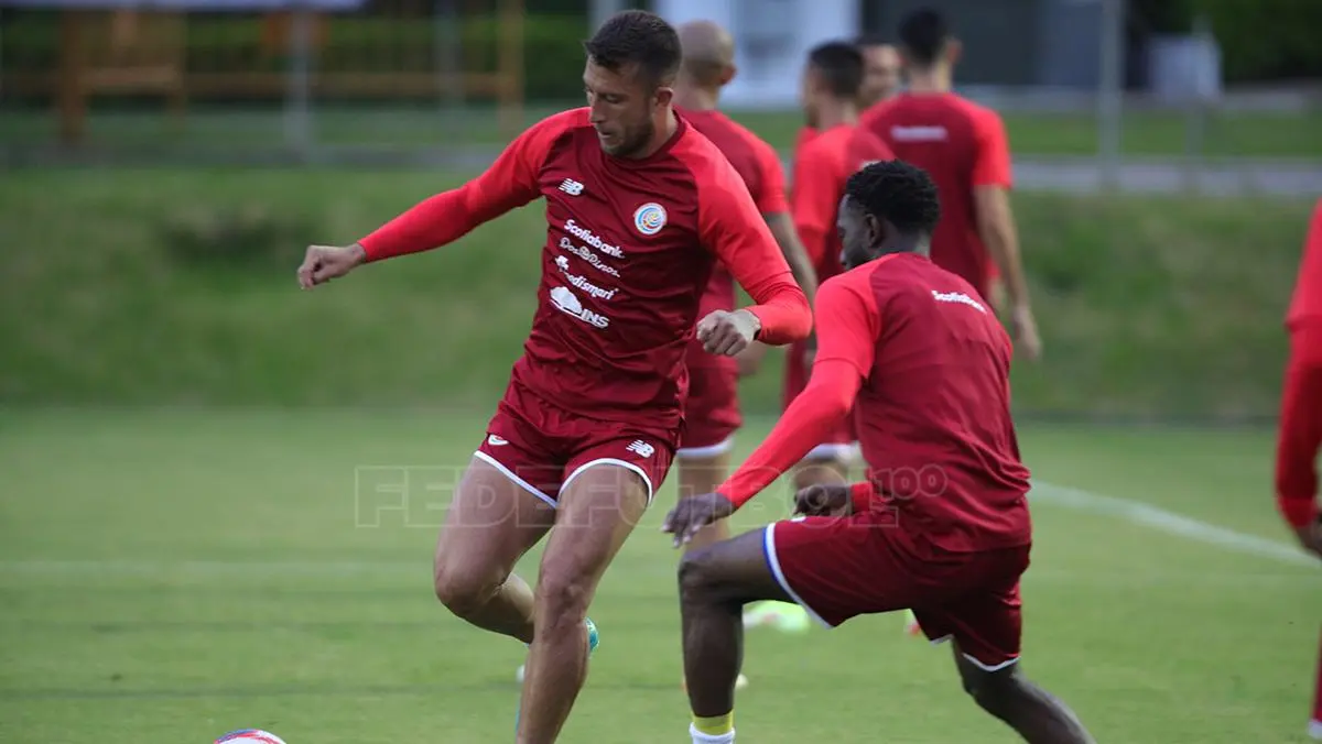 Selección de Costa Rica entrena para el partido contra México - @fedefutbolcrc