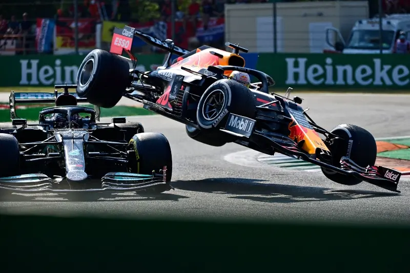 El accidente se dio en la vuelta número 26 (@F1)