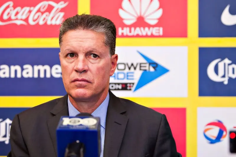 Ricardo Peláez en conferencia de prensa del América - Twitter @ClubAmerica
