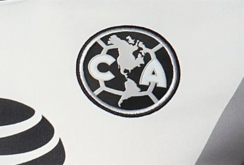 Filtran el tercer jersey del Am&eacute;rica...  &iquest;Cu&aacute;l es el modelo real?