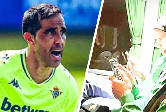 Claudio Bravo le recomienda a Lainez usar menos el celular Claudio Bravo le recomienda a Lainez usar menos el celular
