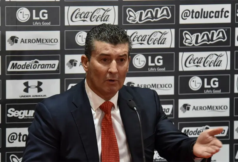 Chepo de la Torre carga contra #FueraPiojo y otras tendencias en redes sociales Chepo de la Torre carga contra #FueraPiojo y otras tendencias en redes sociales