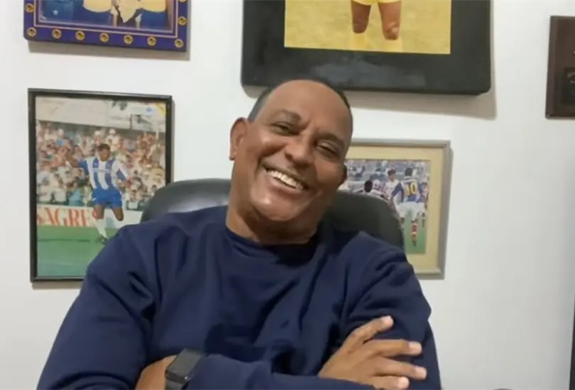 Hay quienes tienen a Herrera como un Dios, dice el Negro Santos Hay quienes tienen a Herrera como un Dios, dice el Negro Santos