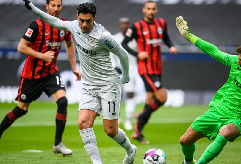&iexcl;Para el Pusk&aacute;s! El golazo de Nadiem Amiri en la Bundesliga