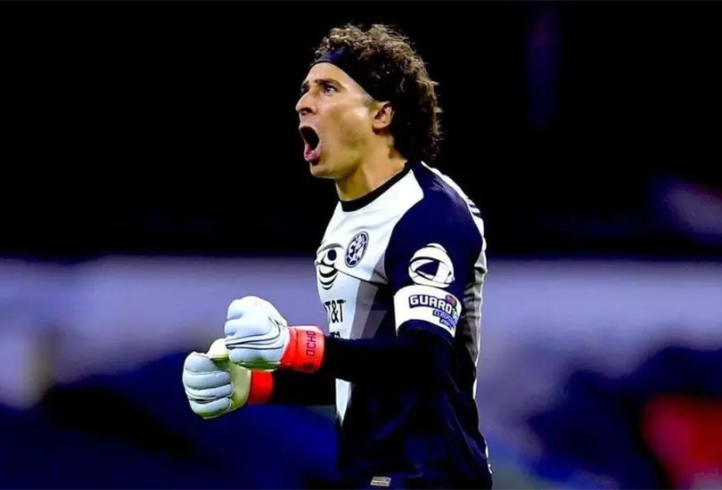 Regresen los tanques de ox&iacute;geno, pide Memo Ochoa
