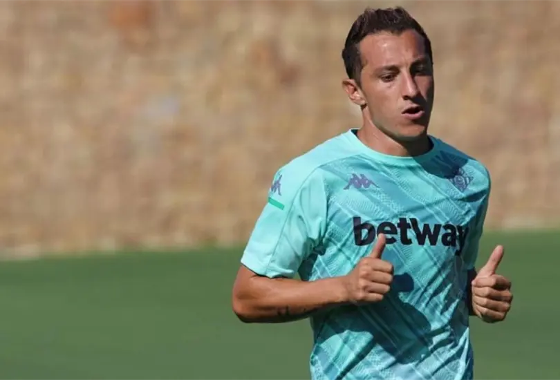 Guardado niega que negocie con Charlotte FC de la MLS Guardado niega que negocie con Charlotte FC de la MLS
