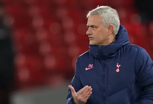 Los momentos más extraños que han inmortalizado a Mourinho Los momentos más extraños que han inmortalizado a Mourinho