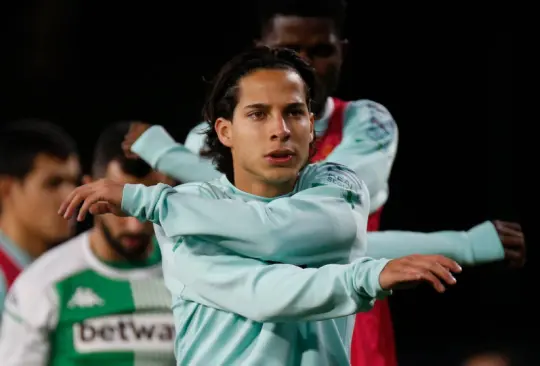 Separan a Diego Lainez por positivo a Covid-19