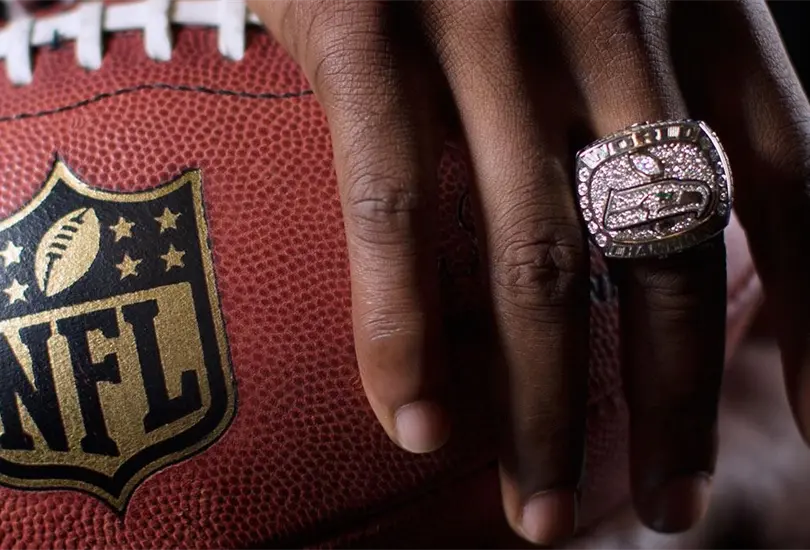 ¿Cuánto cuesta un anillo del Super Bowl y qué jugadores lo vendieron? ¿Cuánto cuesta un anillo del Super Bowl y qué jugadores lo vendieron?