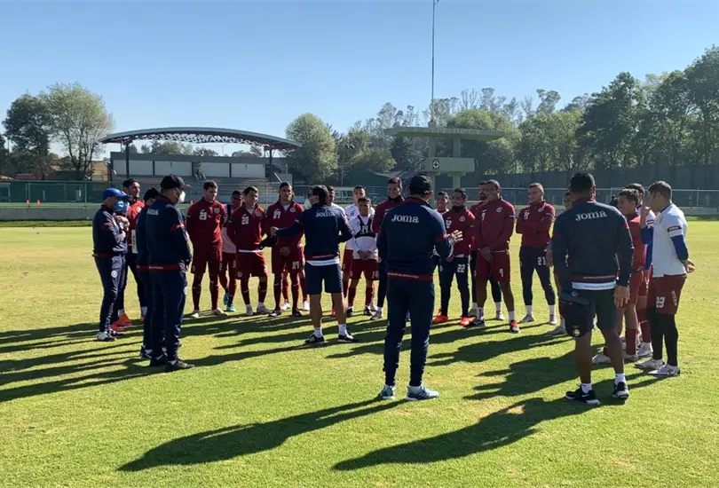Los jugadores con los que no contar&iacute;a Juan Reynoso en su debut con Cruz Azul