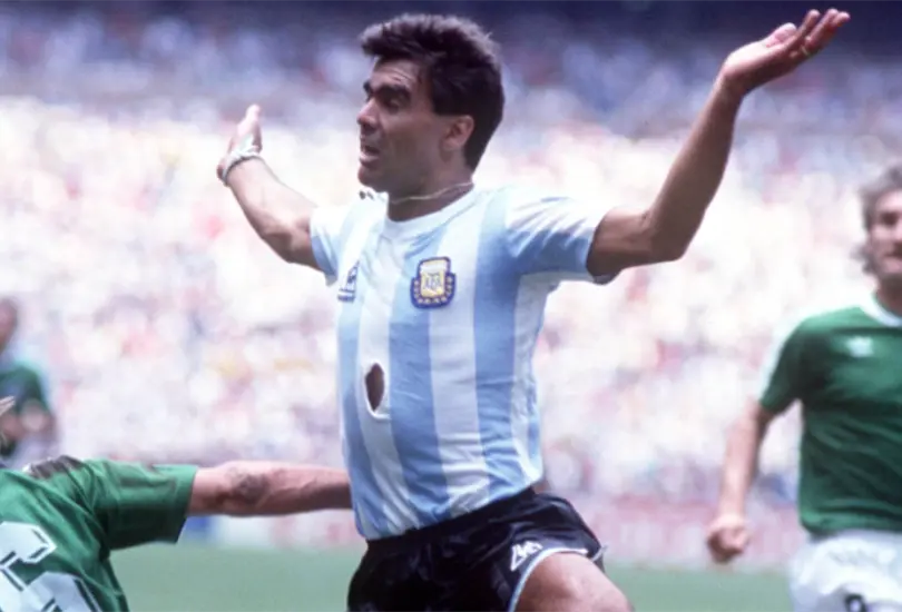 Argentina jugó en México 86 con playeras piratas de Tepito Argentina jugó en México 86 con playeras piratas de Tepito