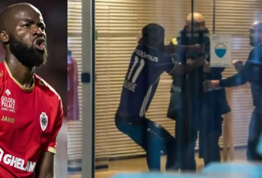 Como venganza tras no ser vendido, jugador usa playera de equipo rival y se pelea Como venganza tras no ser vendido, jugador usa playera de equipo rival y se pelea