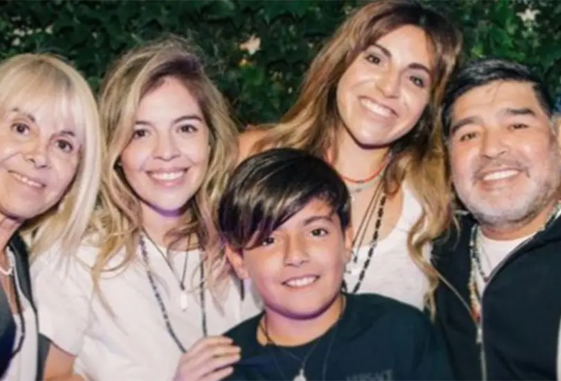 Herederos de Maradona podrían vivir sin trabajar toda su vida, asegura abogado Herederos de Maradona podrían vivir sin trabajar toda su vida, asegura abogado