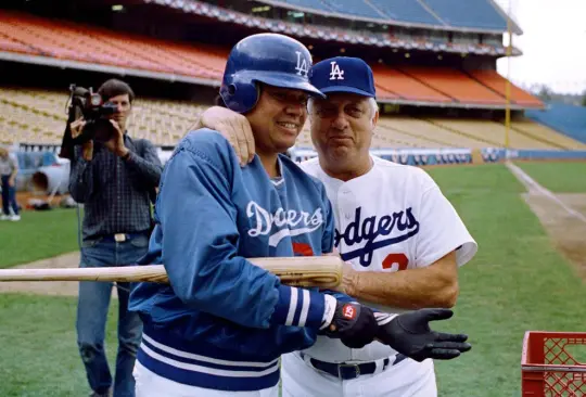 La vida de Tommy Lasorda, de sus amistades famosas a anécdotas icónicas La vida de Tommy Lasorda, de sus amistades famosas a anécdotas icónicas