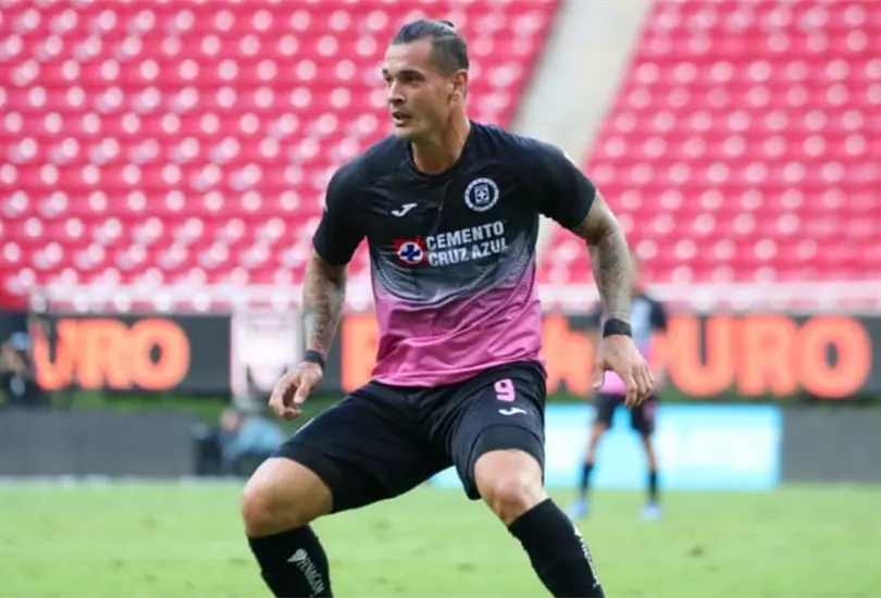 Caraglio, de ser el goleador estrella de Pel&aacute;ez a salir por la puerta de atr&aacute;s,El decepcionante paso de Milton Caraglio por el Cruz Azul 
