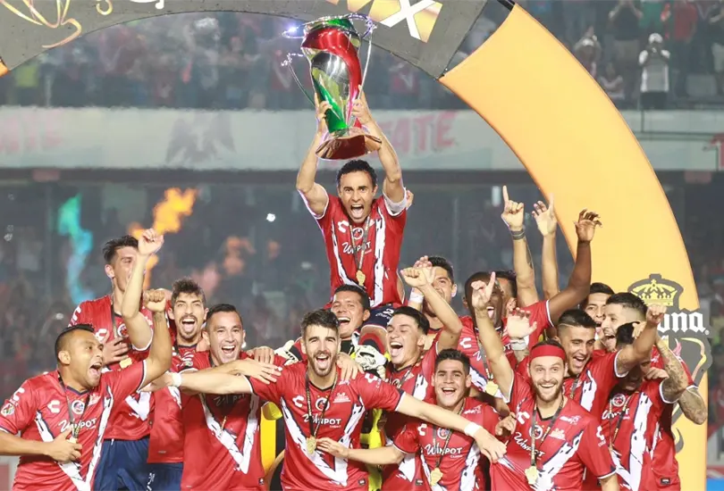 &iexcl;Tibur&oacute;n a la vista! Veracruz da m&aacute;s pistas sobre su regreso al futbol mexicano 