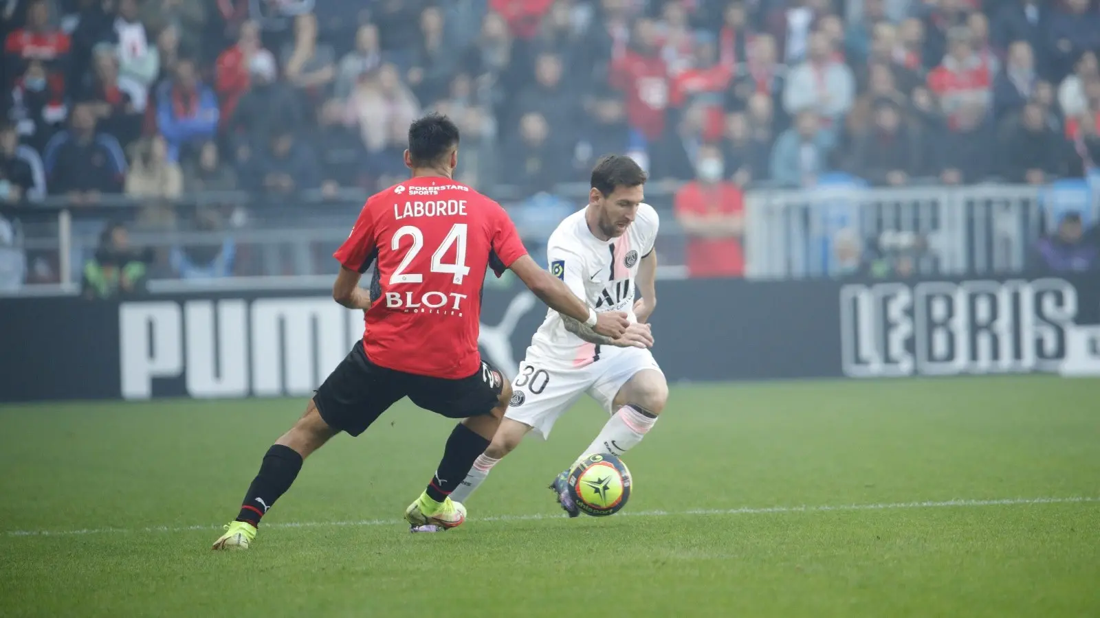 Afirma que entrenar al lado de Messi es un honor (@PSG_espanol)