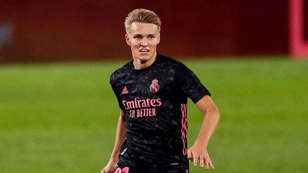 Odegaard en juego con el Real Madrid - @odegaard.98
