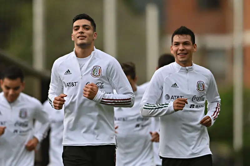 Raúl Jiménez e Hirving Lozano, infaltables para el 'Dr. García' (@miseleccionmx)