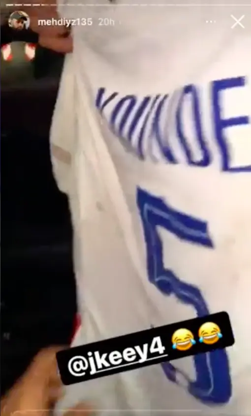 El rapero mostrando su