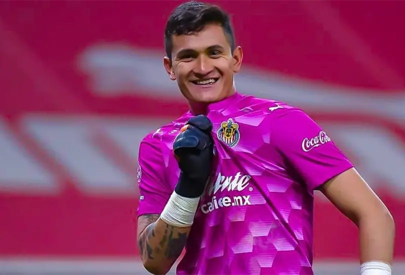 Chivas es el club m&aacute;s grande que hay, asegura Gudi&ntilde;o previo al Cl&aacute;sico Tapat&iacute;o