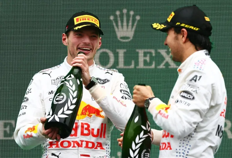 Me debes unos tequilas, la petici&oacute;n de Checo P&eacute;rez a Max Verstappen 