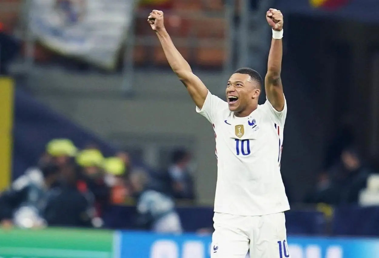 El delantero del PSG anotó y le dio el título a Francia de la Nations Leagues 2021. Foto: Instagram equipedefrance.