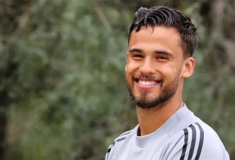 Diego Reyes felicita al Am&eacute;rica y algunos aficionados lo llaman mercenario