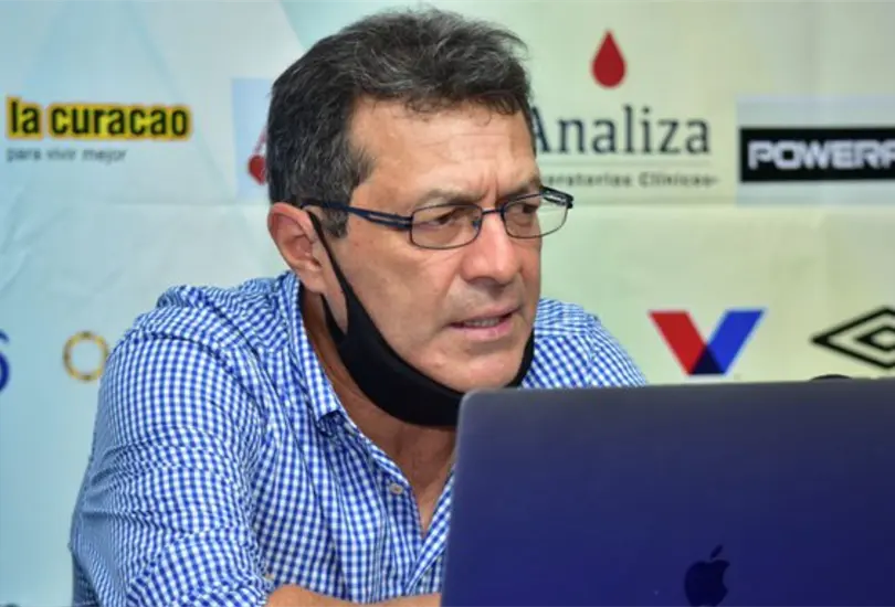 Técnico de El Salvador se disculpa por su afición: no todos en el país somos iguales Técnico de El Salvador se disculpa por su afición: no todos en el país somos iguales