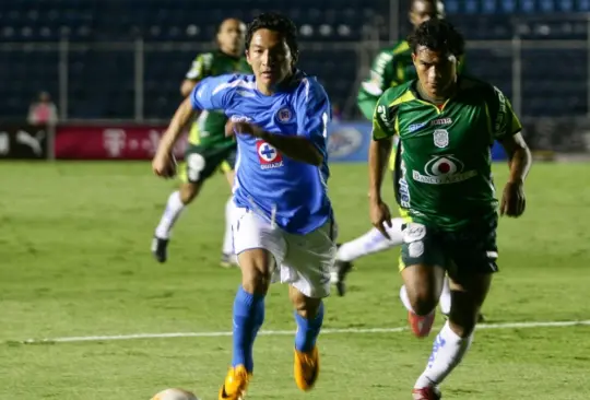 César Villaluz culpa al Cruz Azul por rechazar la oferta de un club europeo