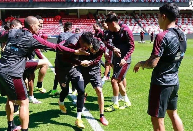 Hernán Cristante tras la derrota ante Chivas: No podemos jugar a ser un equipito Hernán Cristante tras la derrota ante Chivas: No podemos jugar a ser un equipito