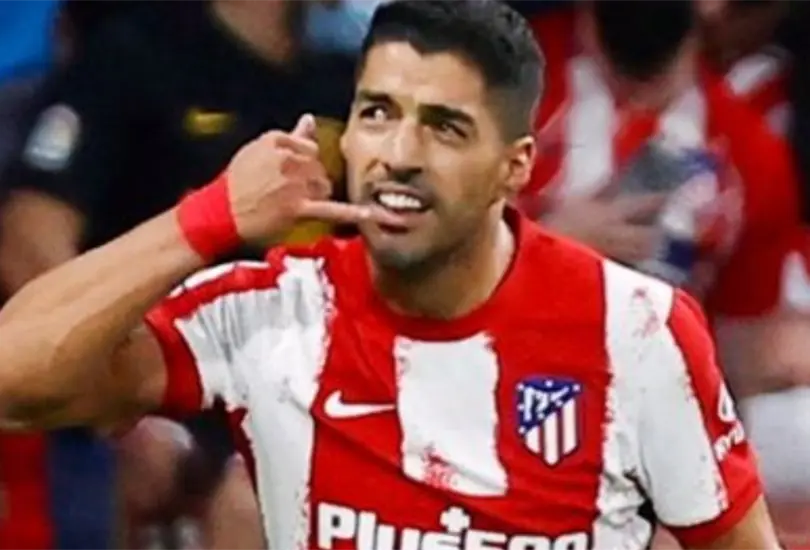 Suárez explica el motivo de su festejo ante el Barcelona Suárez explica el motivo de su festejo ante el Barcelona