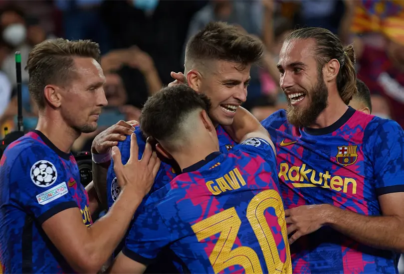 Barcelona se apaga pero gana sus primeros puntos en Champions League