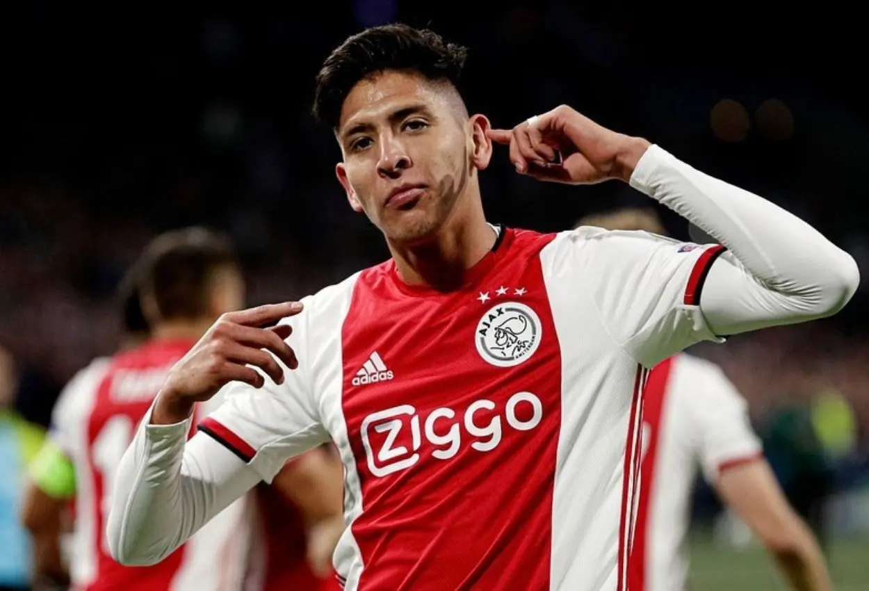 El futbolista mexicano se ha convertido en un referente del Ajax. Foto: Instagram @edsonnalvarez.