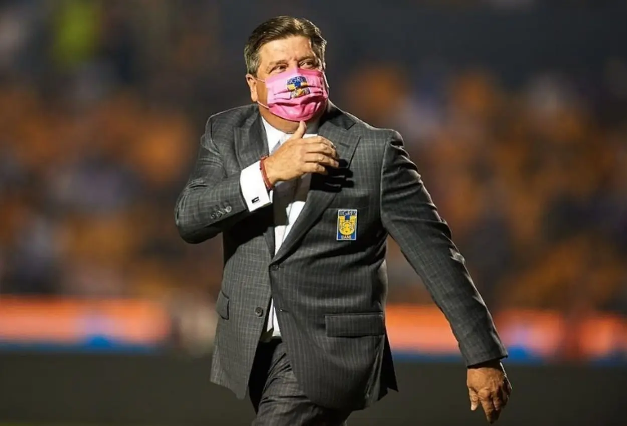 El entrenador confesó que siente un cariño especial por la afición del América. Foto: Instagram miguelherreradt.