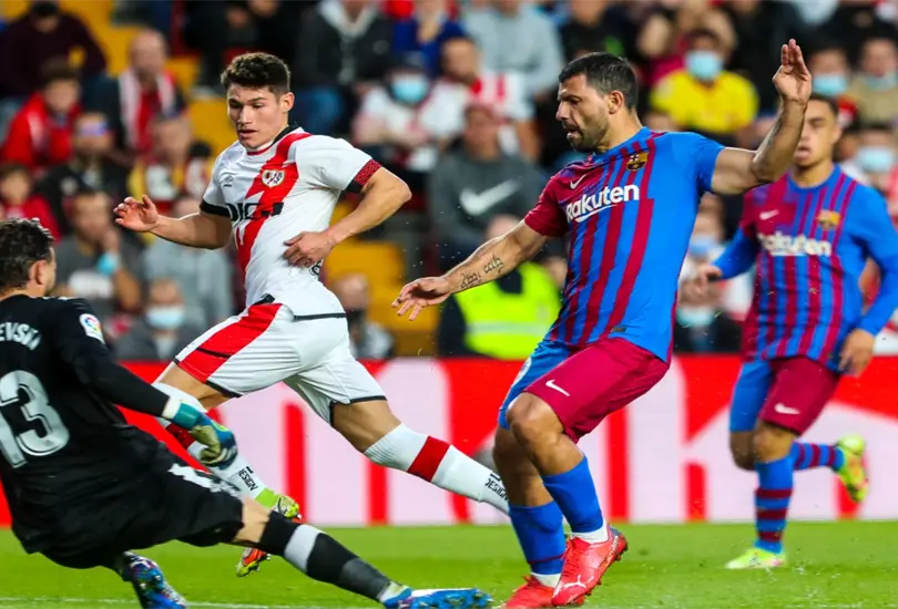 Barcelona pierde ante el Rayo Vallecano y es equipo de media tabla Barcelona pierde ante el Rayo Vallecano y es equipo de media tabla