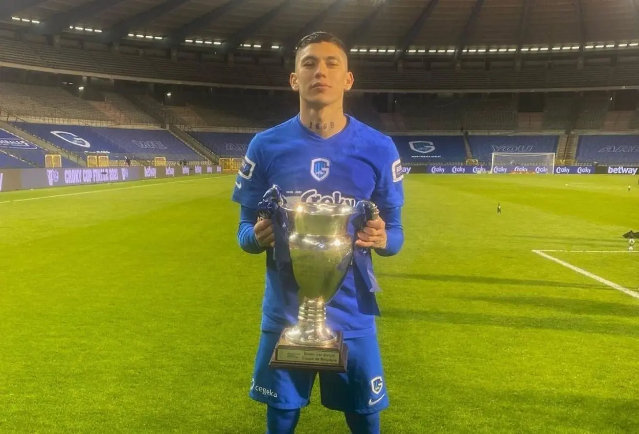 El futbolista mexicano salió campeón de la Copa Bélgica en abril del año en curso. Foto: Instagram gerardoarteaga7.
