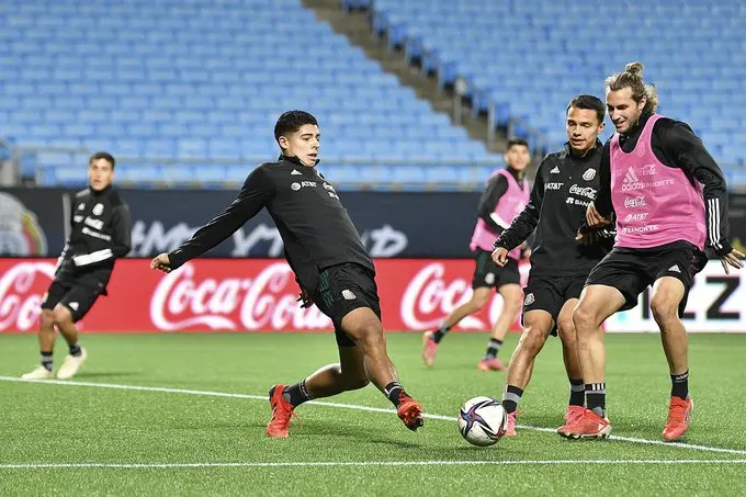 La Selección Nacional ya se alista para el juego ante los sudamericanos (Twitter - @miseleccionmx)