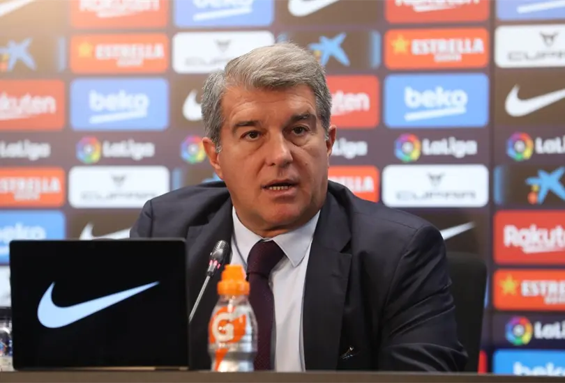 Ya veremos c&oacute;mo evoluciona todo, dice Laporta sobre la posible llegada de Xavi