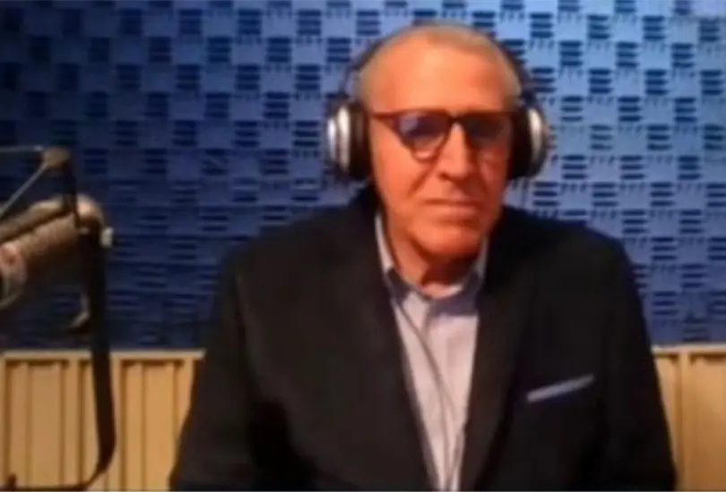 Carlos Albert se retira de los medios de comunicación; colegas lo despiden Carlos Albert se retira de los medios de comunicación; colegas lo despiden
