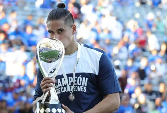 Alexis Peña ya no desea regresar a Chivas y espera que Cruz Azul lo compre