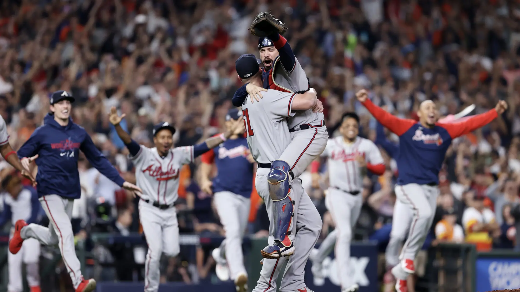 Twitter @MLB
