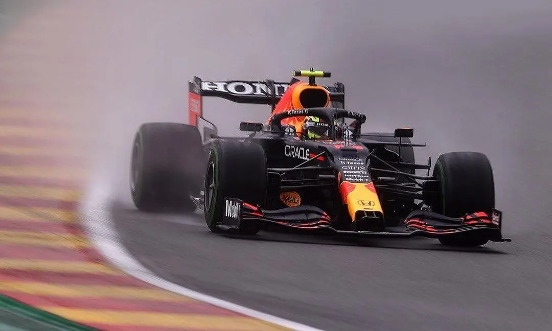 El piloto mexicano ha tenido una gran temporada en su debut con Red Bull (Instagram - @schecoperez)
